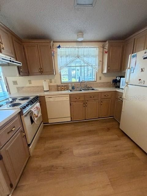 Manufactured Home at 194 ROSEWOOD DR, COCOA, photo 27 of 68