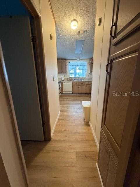 Manufactured Home at 194 ROSEWOOD DR, COCOA, photo 36 of 68