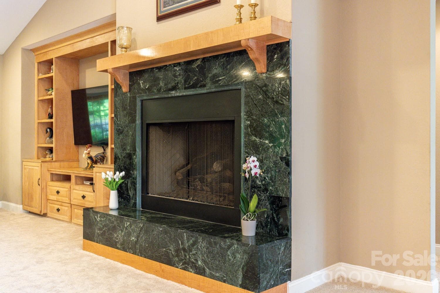 Huge fireplace with stunning marble surround - 6 Grouse Terrace, Fairview