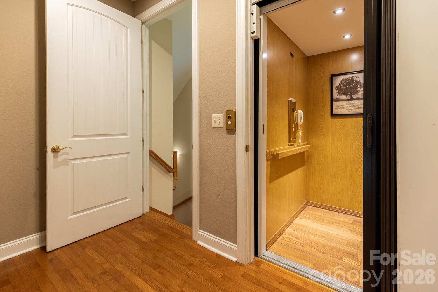 The elevator - 6 Grouse Terrace, Fairview