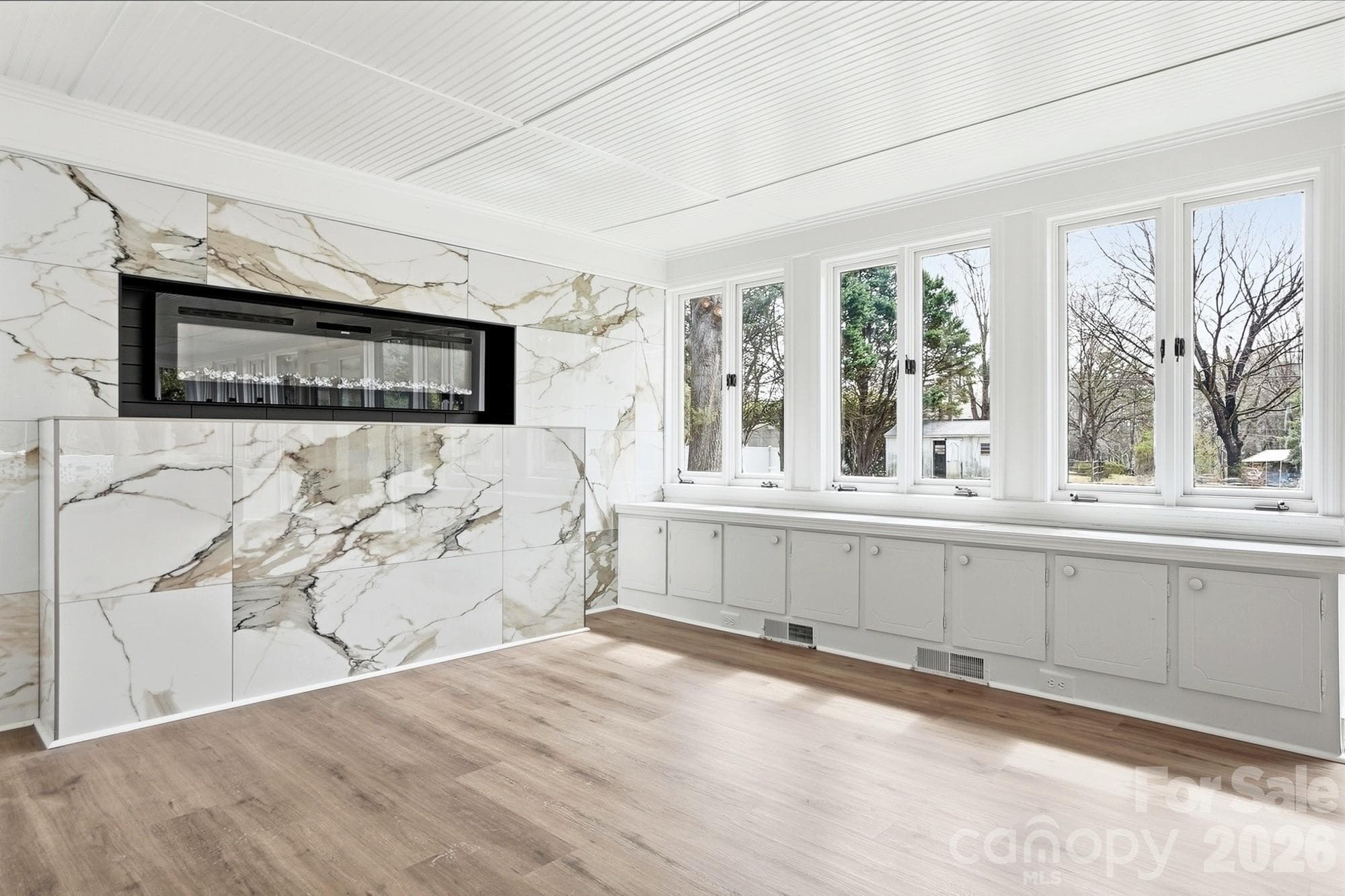 Stunning Sunroom - 125 Forest Hills Drive, Monroe