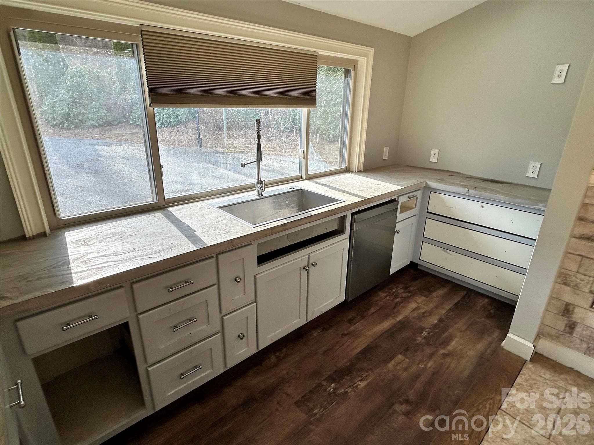 Single Family Residence at 330 Potts Drive, Waynesville, photo 24 of 48