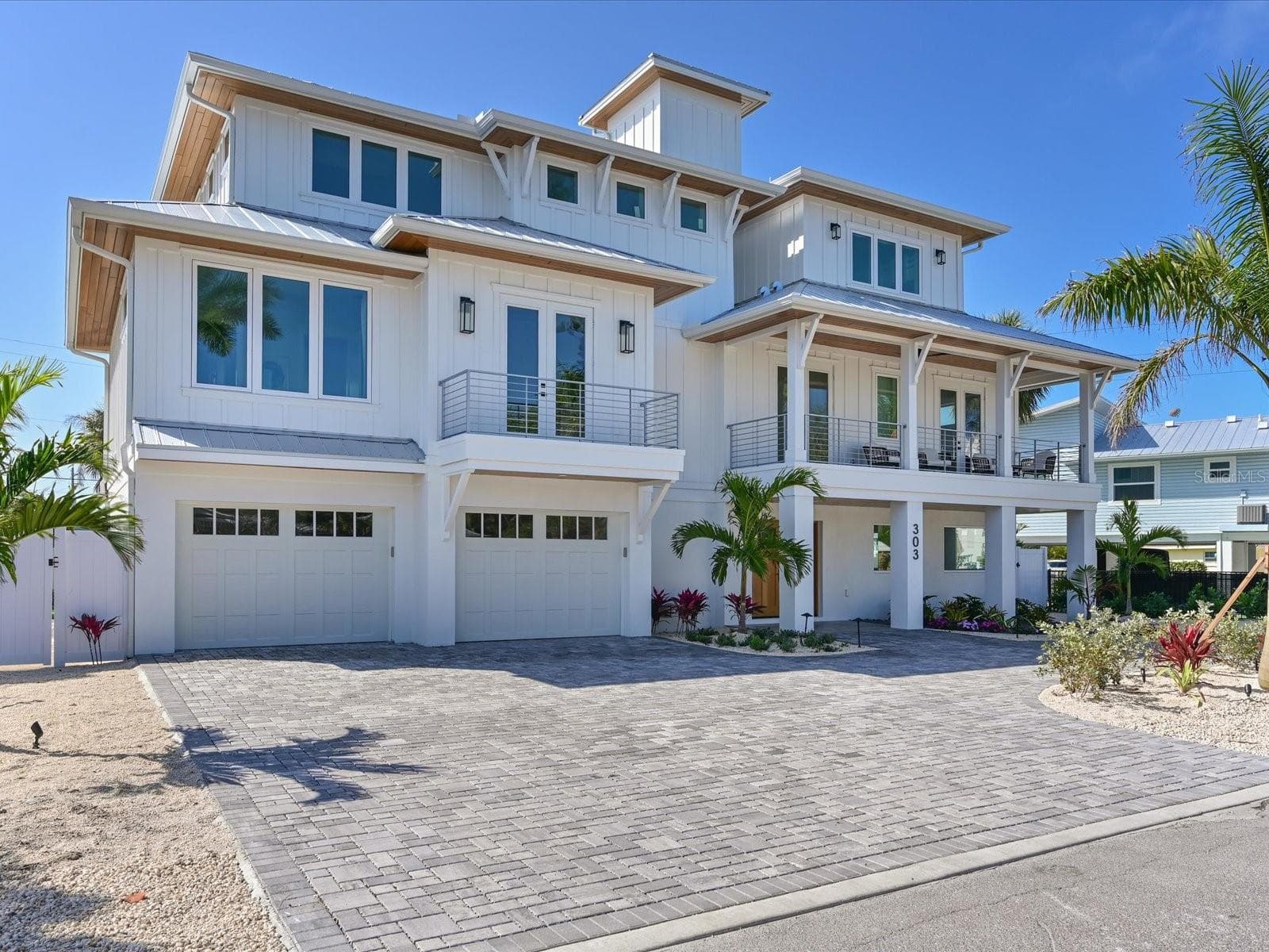 Single Family Residence at 303 55TH ST, HOLMES BEACH, photo 4 of 80