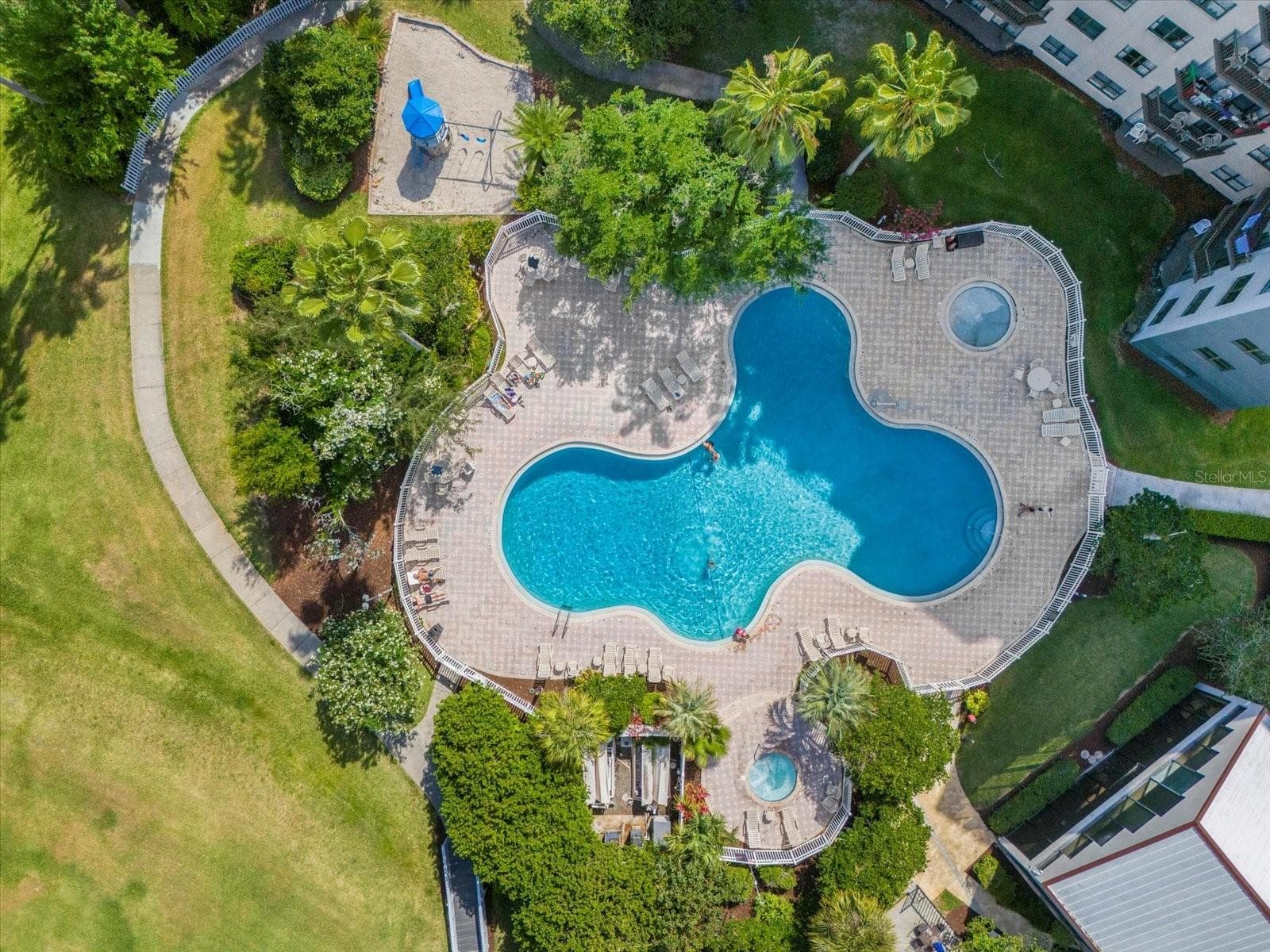 Condo - Hotel at 6165 CARRIER DR #3207, ORLANDO, photo 2 of 37