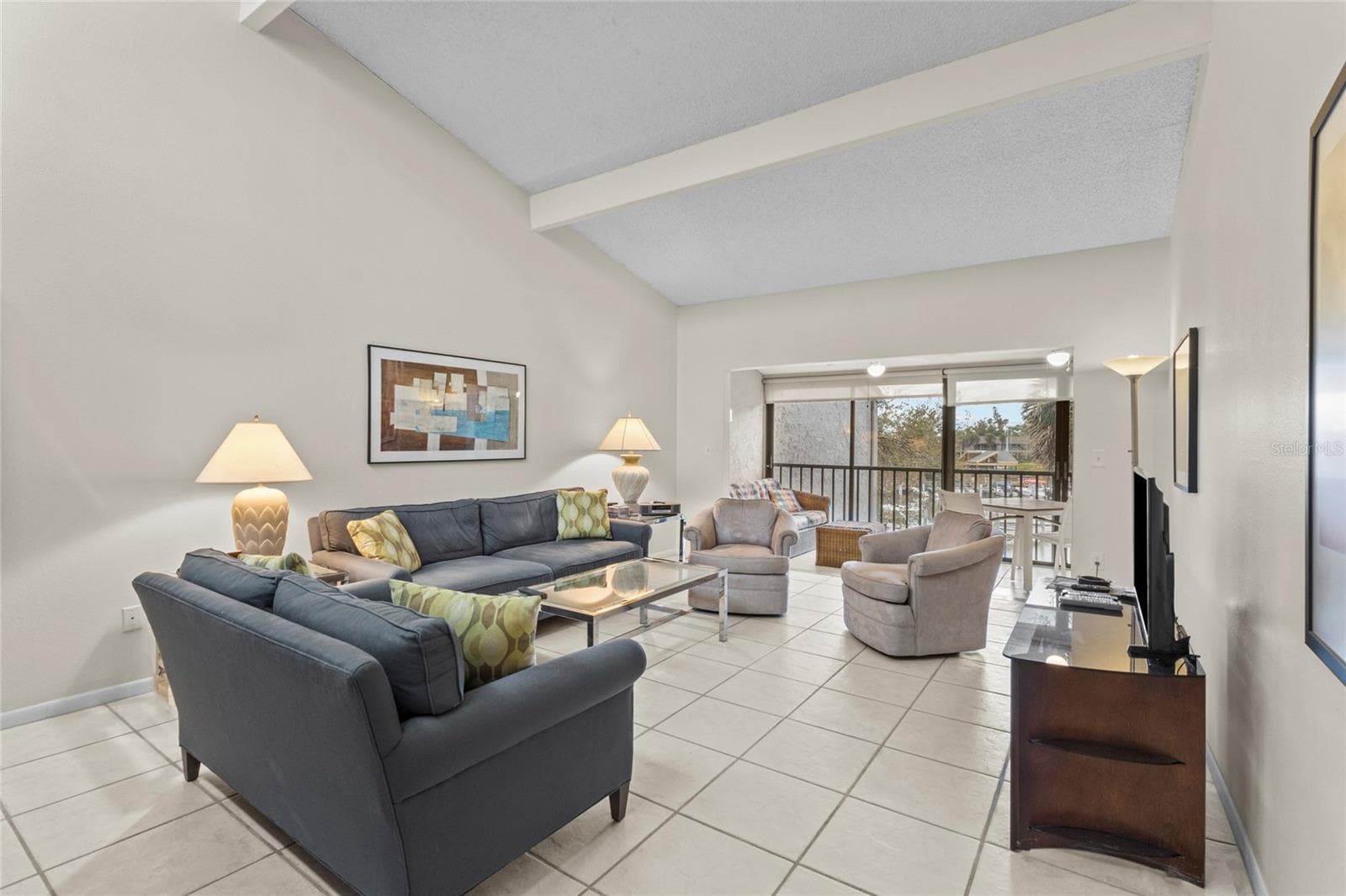 Living Room - 1633 BOATHOUSE CIR #232, SARASOTA