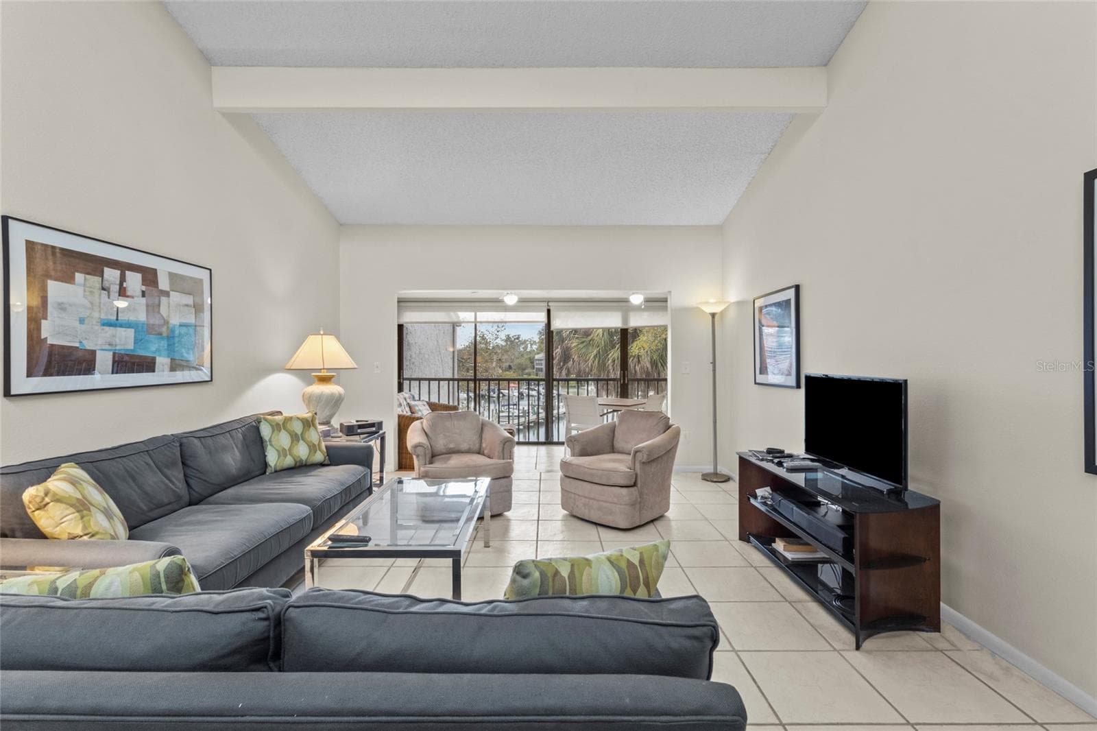 Living Room - 1633 BOATHOUSE CIR #232, SARASOTA