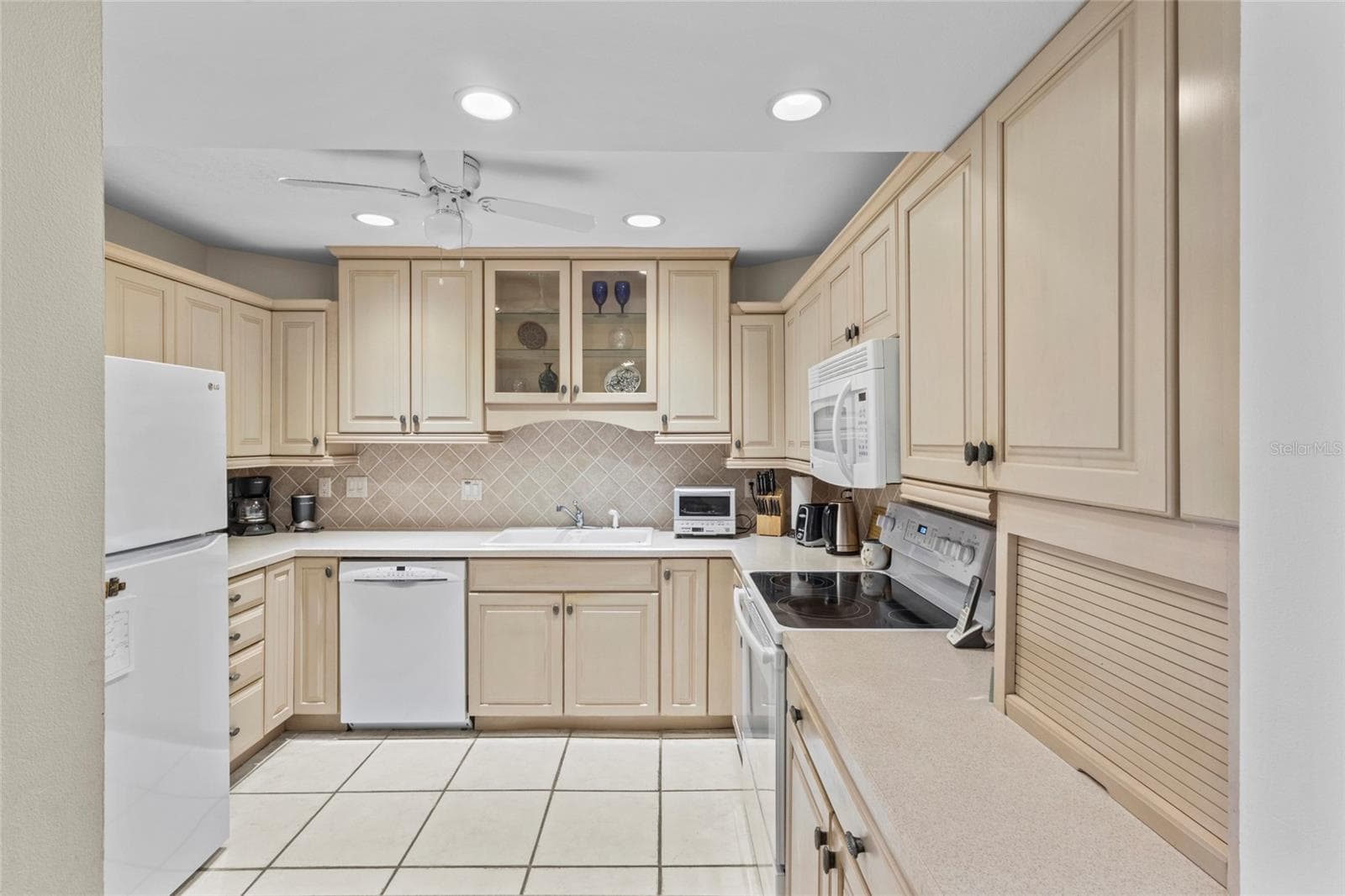 Kitchen - 1633 BOATHOUSE CIR #232, SARASOTA