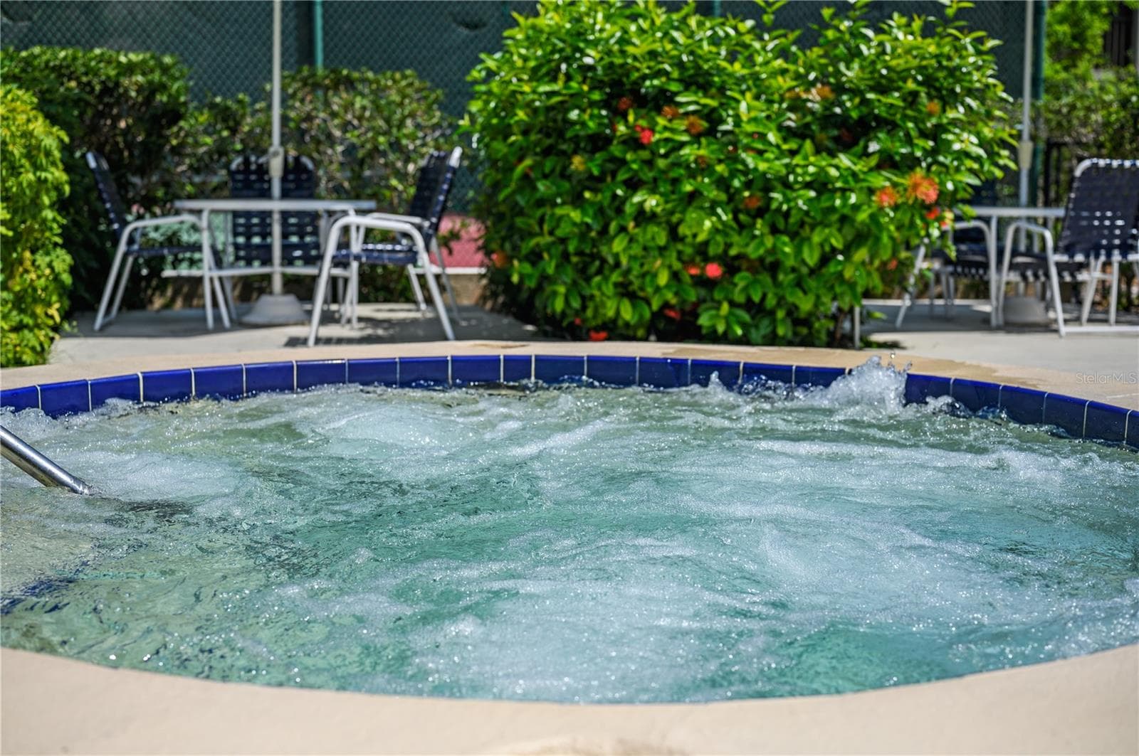 Hot tub - 1633 BOATHOUSE CIR #232, SARASOTA