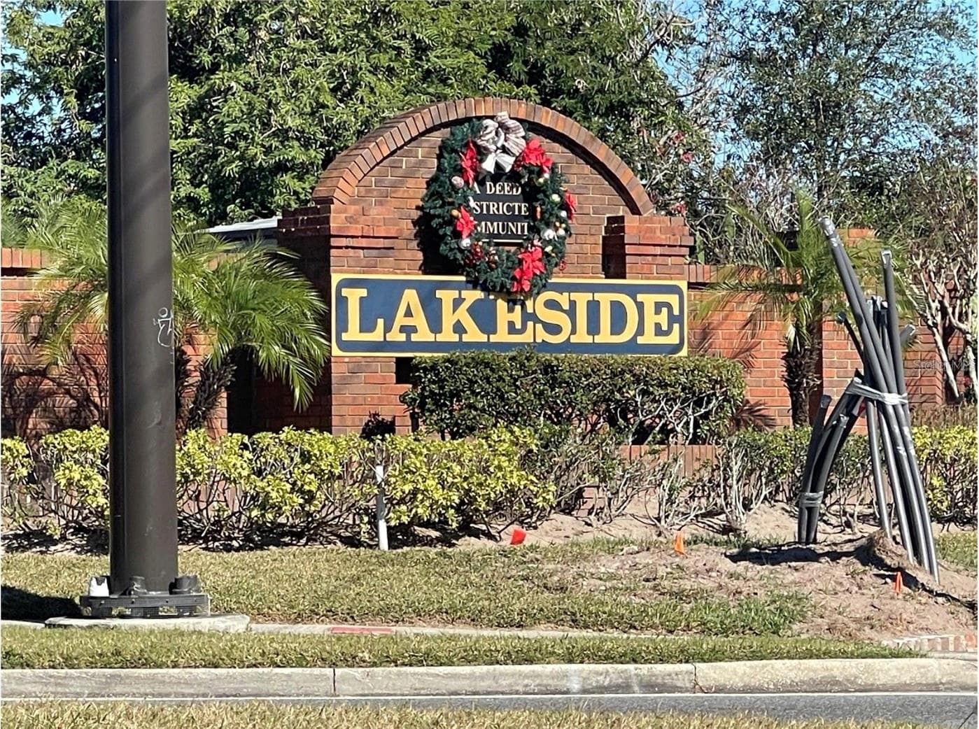 Townhouse at 2024 CYPRESS BAY BLVD, KISSIMMEE, photo 2 of 48