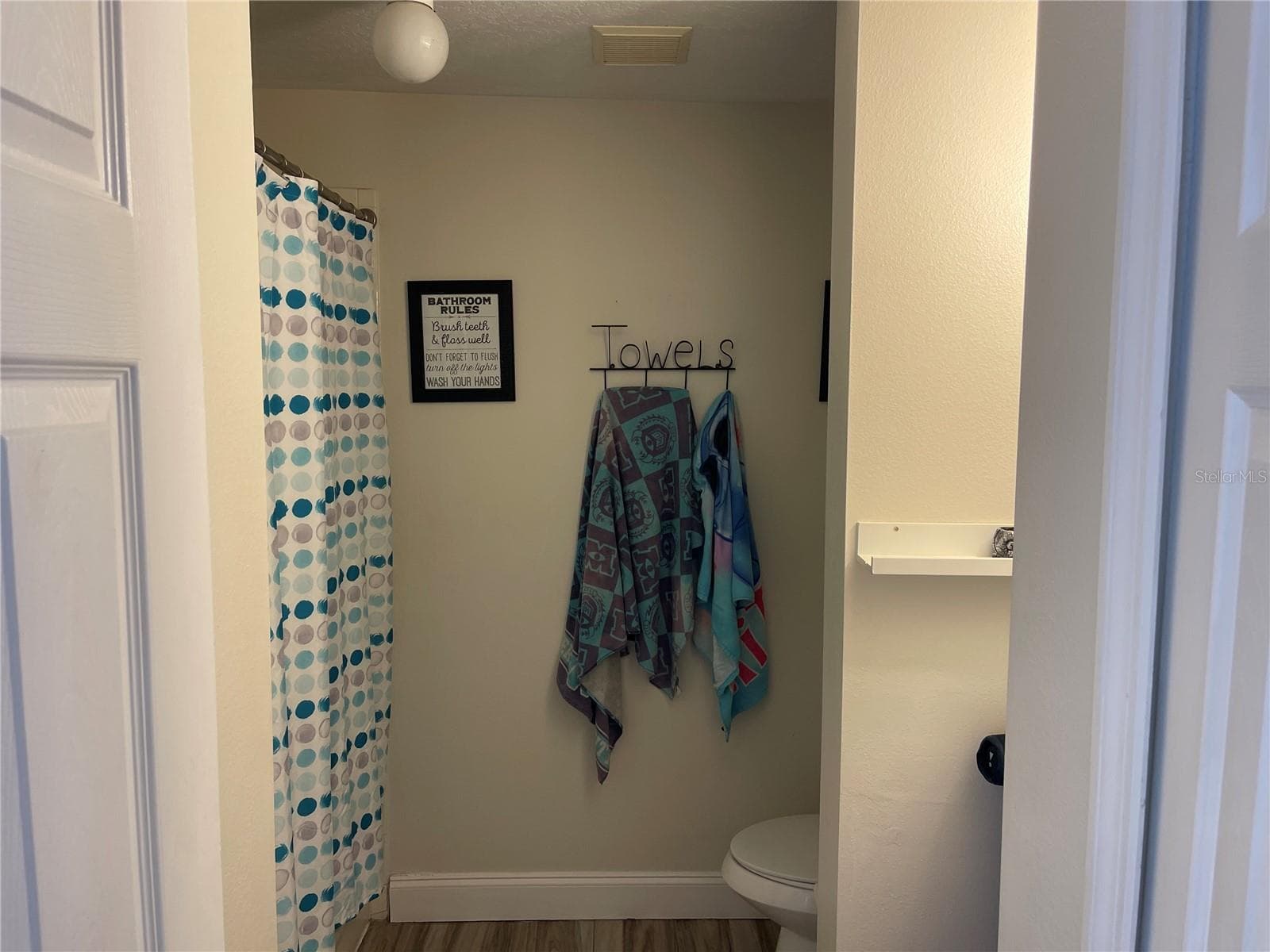 Upstairs Bathroom - 2024 CYPRESS BAY BLVD, KISSIMMEE