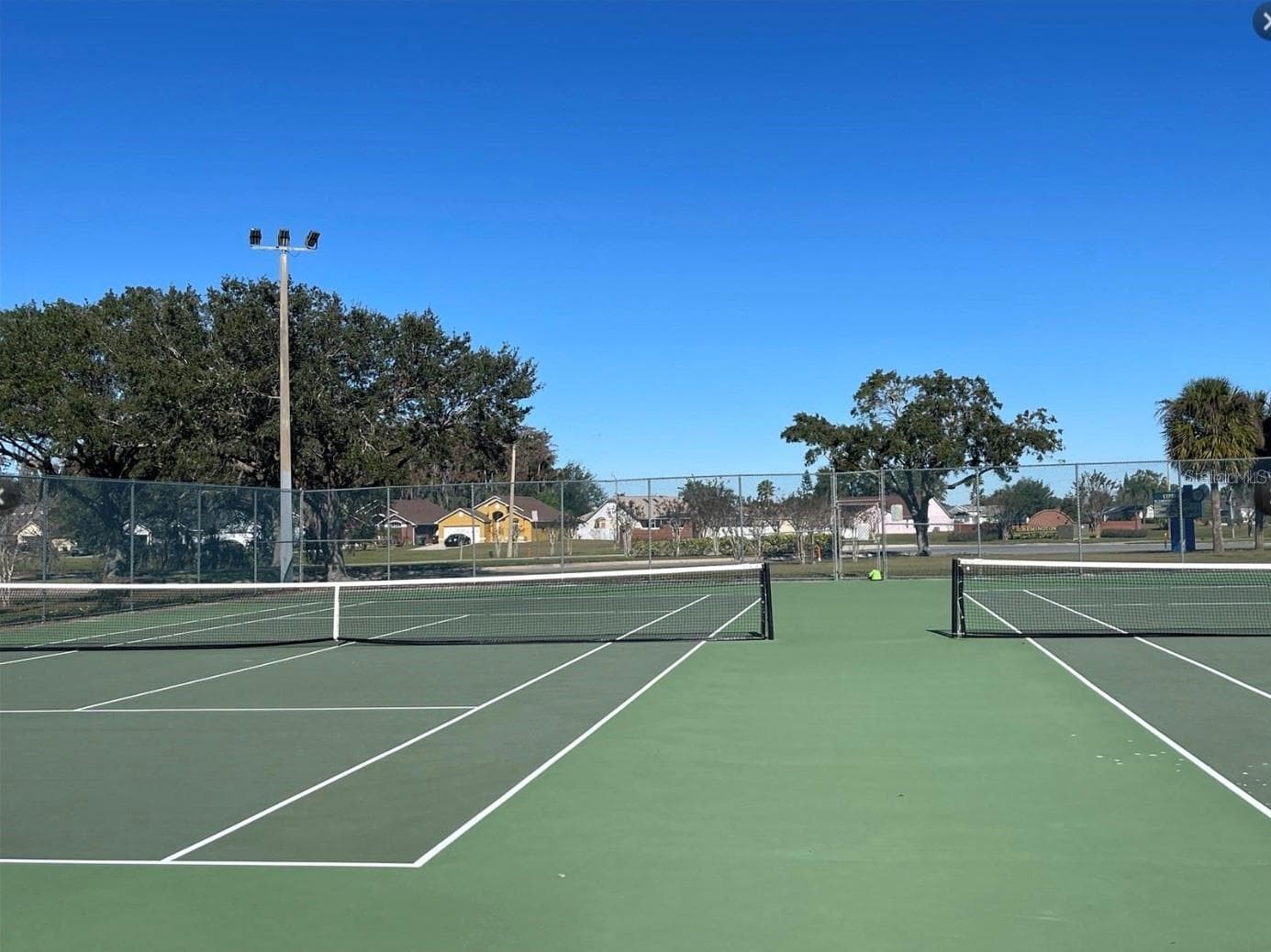 Community Tennis Court - 2024 CYPRESS BAY BLVD, KISSIMMEE