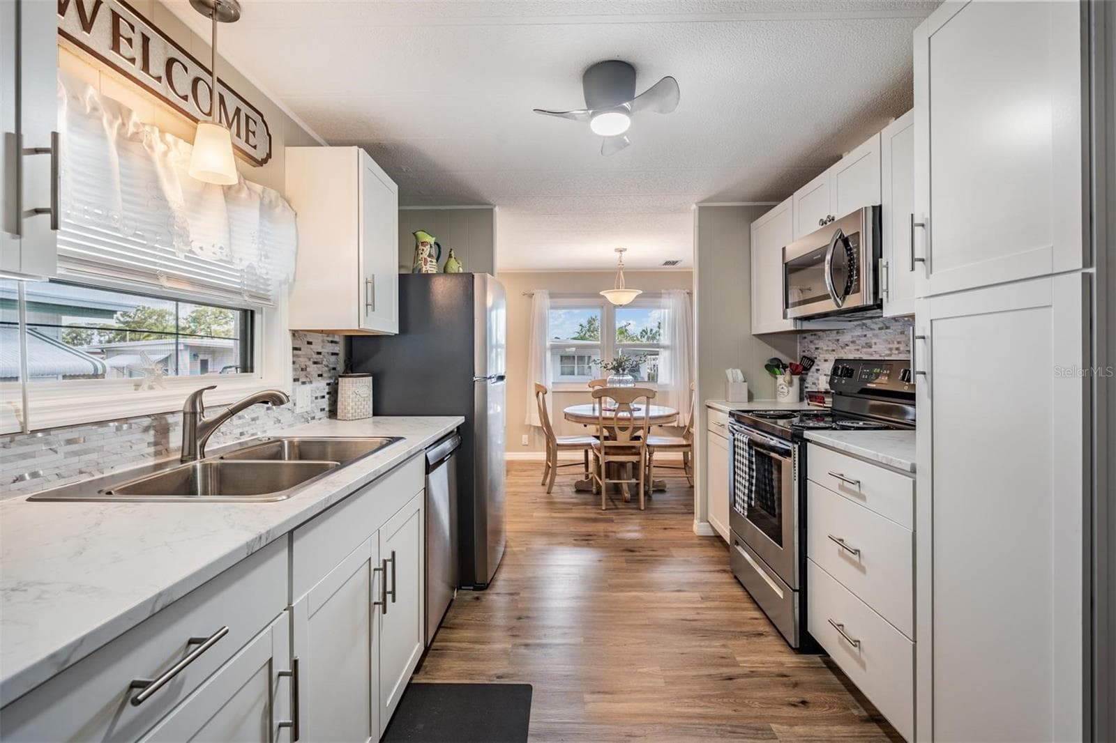 Mobile Home at 257 SAGO PALM ST, LARGO, photo 11 of 38