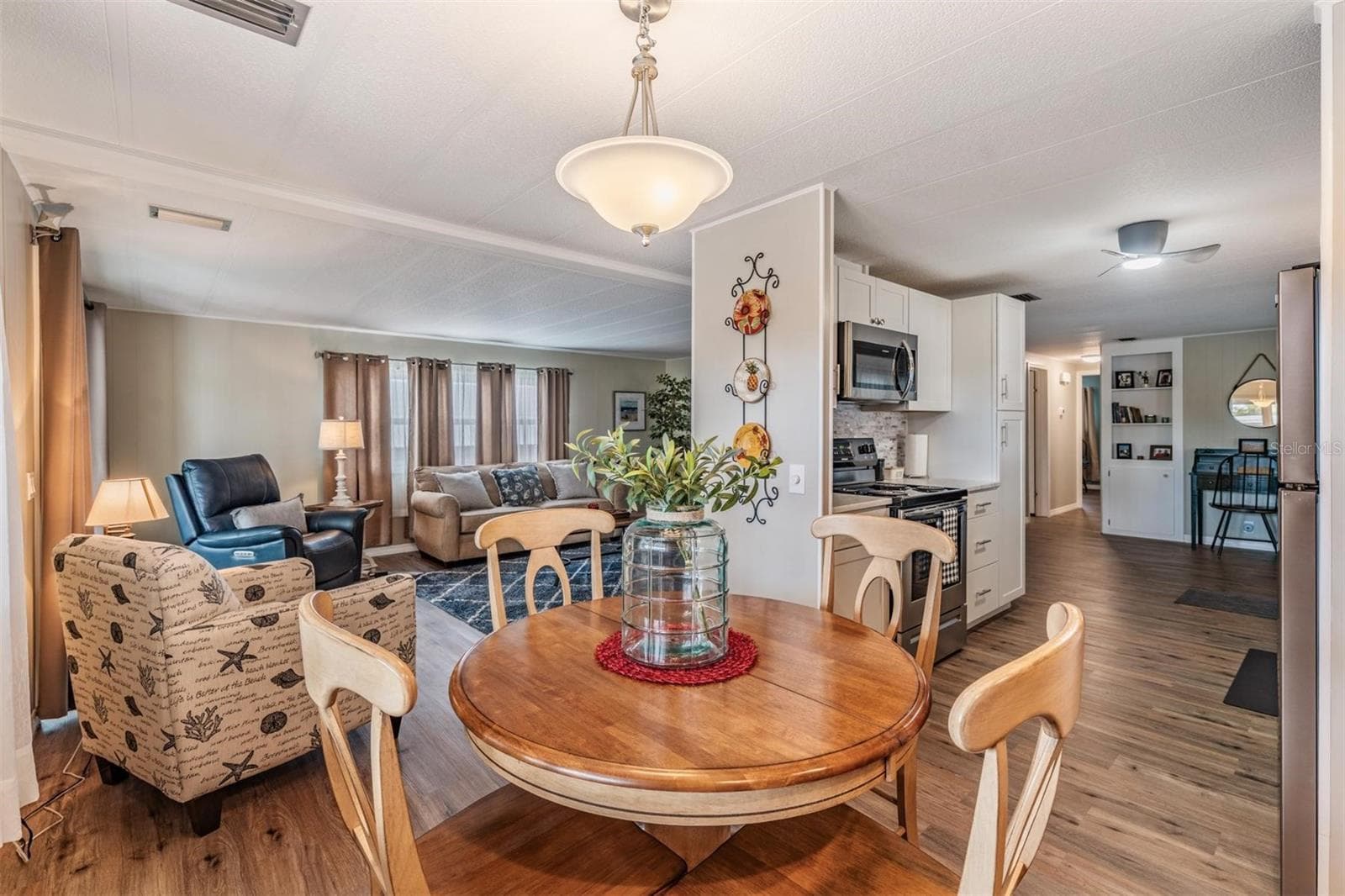 Mobile Home at 257 SAGO PALM ST, LARGO, photo 16 of 38