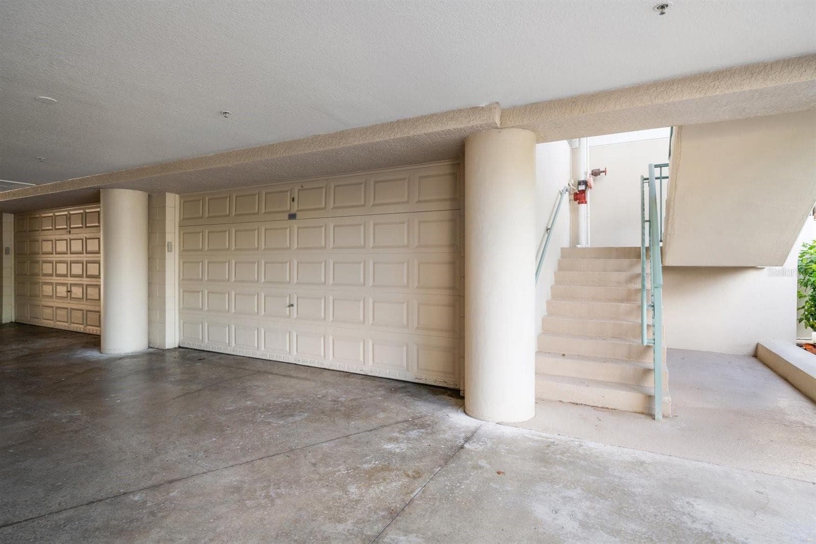 two car (580sq.ft) over sized garage w/built-in storage - 1030 BELLASOL WAY #3201, APOLLO BEACH