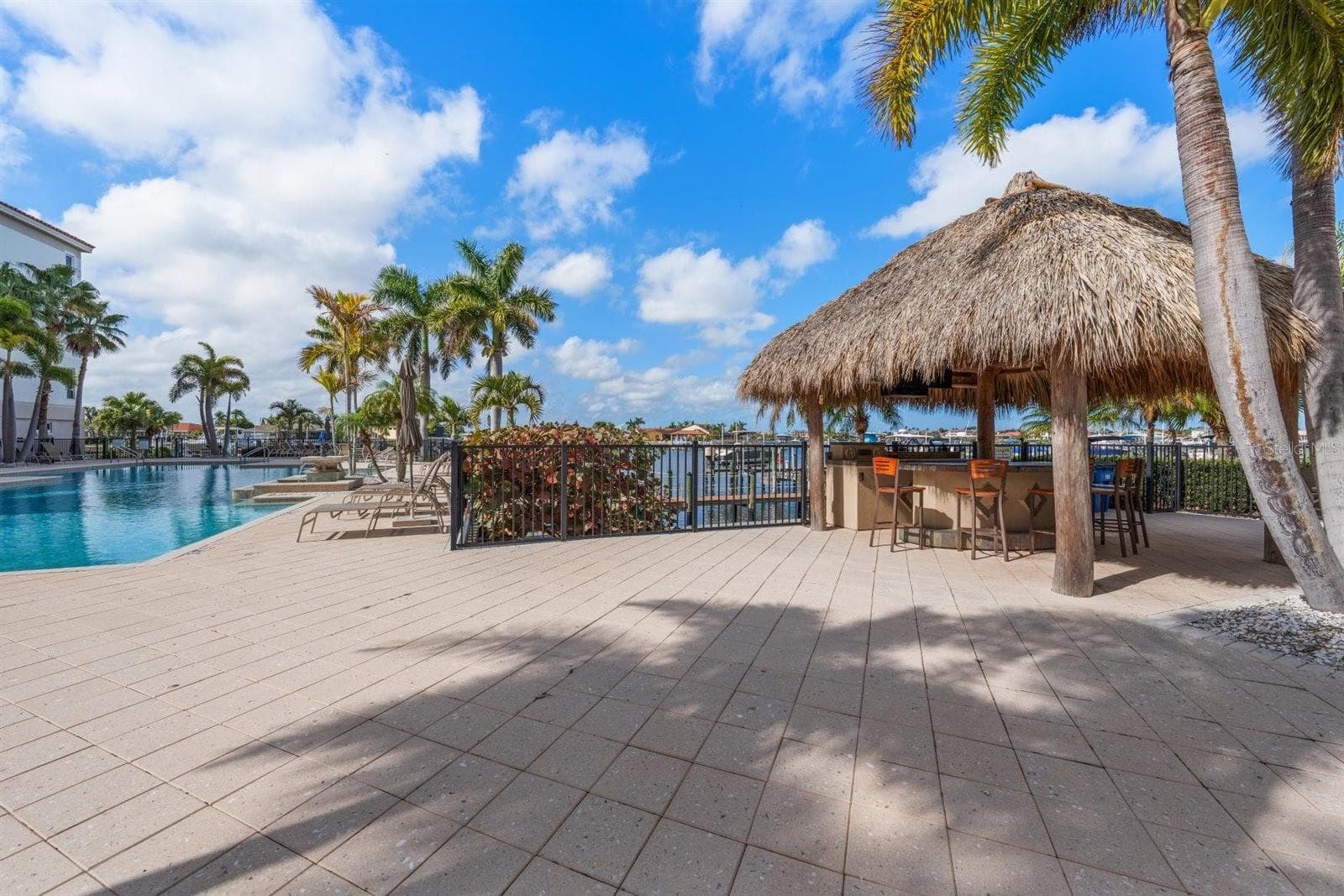 resort life style - 1030 BELLASOL WAY #3201, APOLLO BEACH