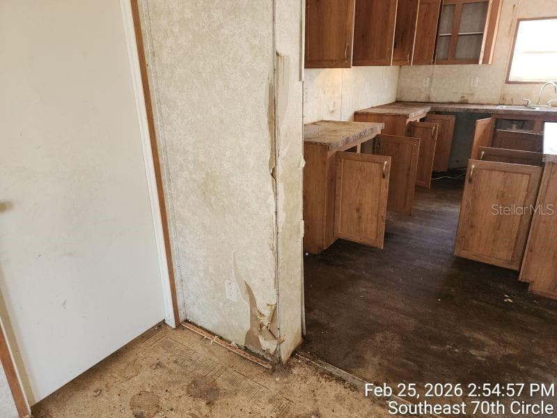 Manufactured Home at 213 SE 70TH CIR, OCALA, photo 13 of 27