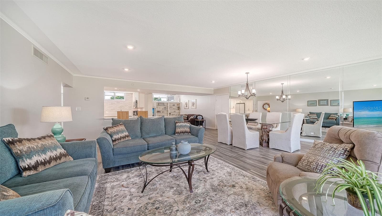 Condominium at 100 SANDS POINT RD #324, LONGBOAT KEY, photo 10 of 49