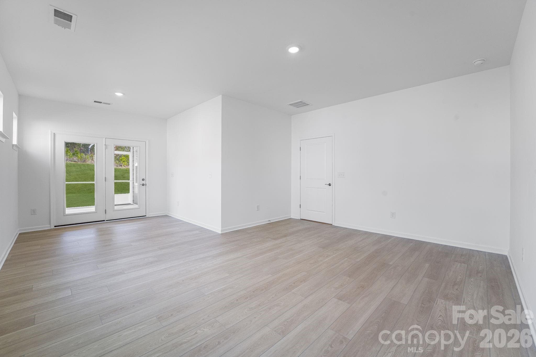 Single Family Residence at 5480 Redbud Road, Lancaster, photo 13 of 14