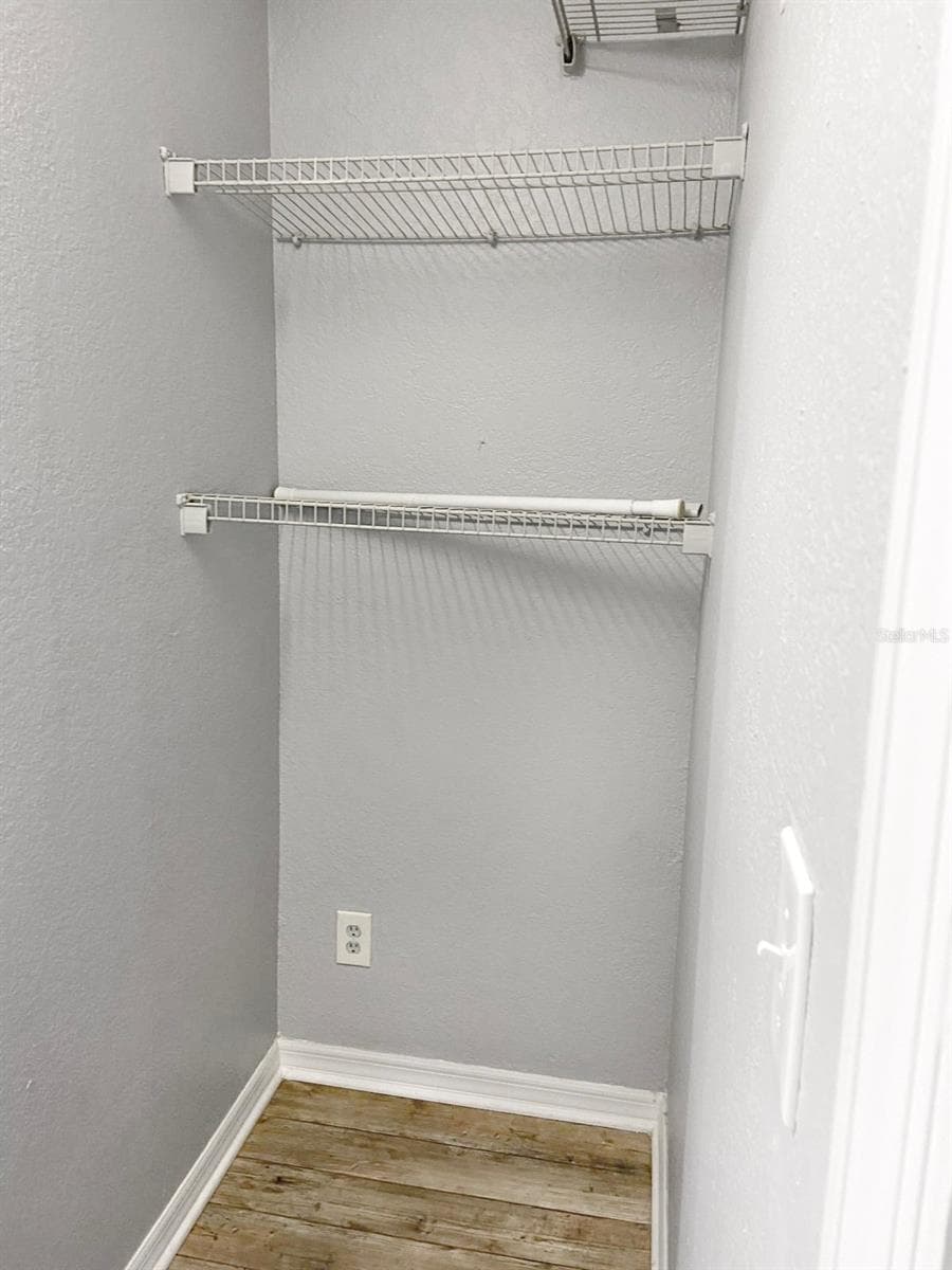 Primary Closet - 141 S HIAWASSEE RD, ORLANDO