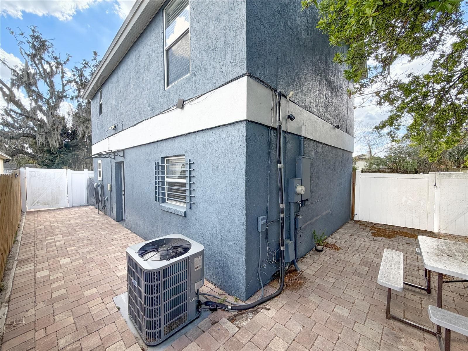 Backyard - 141 S HIAWASSEE RD, ORLANDO