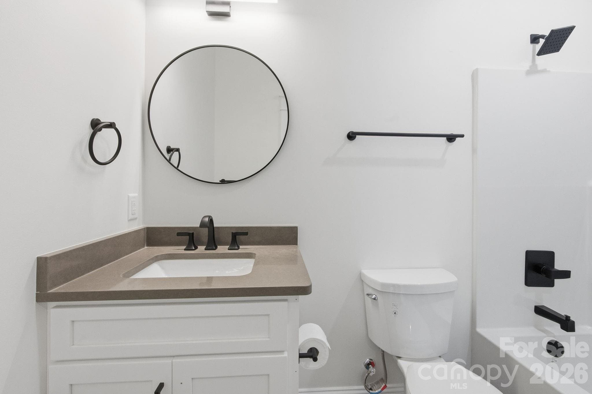 Ensuite Bathroom - 22 Deep Woods Road, Weaverville