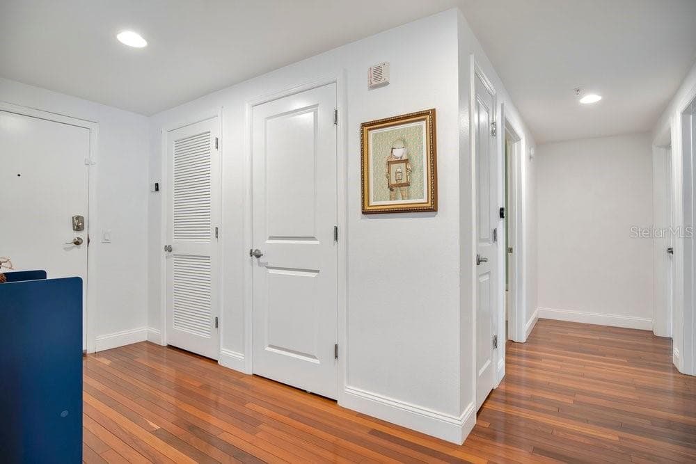 Entry Foyer with Storage and HVAC Closets. - 322 E CENTRAL BLVD #1005, ORLANDO