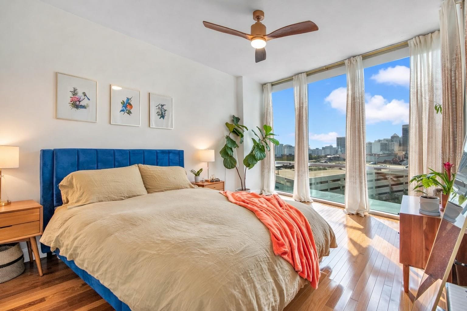 Primary Bedroom West facing city view - 322 E CENTRAL BLVD #1005, ORLANDO