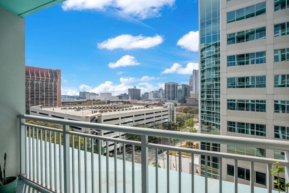 West facing balcony with city and slight lake view - 322 E CENTRAL BLVD #1005, ORLANDO