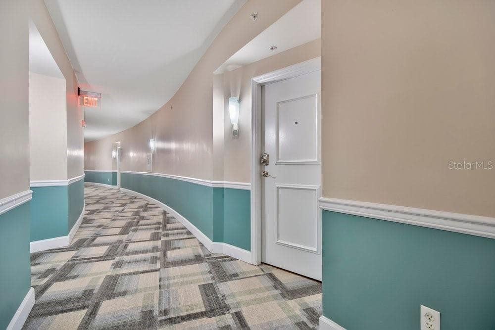 10th Floor Resident Hallway - 322 E CENTRAL BLVD #1005, ORLANDO