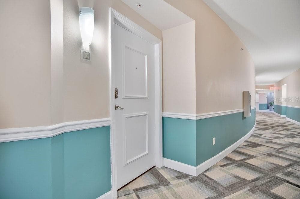 10th Floor Resident Hallway - 322 E CENTRAL BLVD #1005, ORLANDO