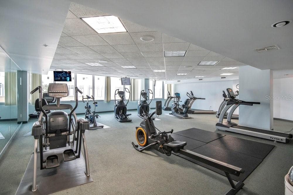 Resident Gym - 322 E CENTRAL BLVD #1005, ORLANDO