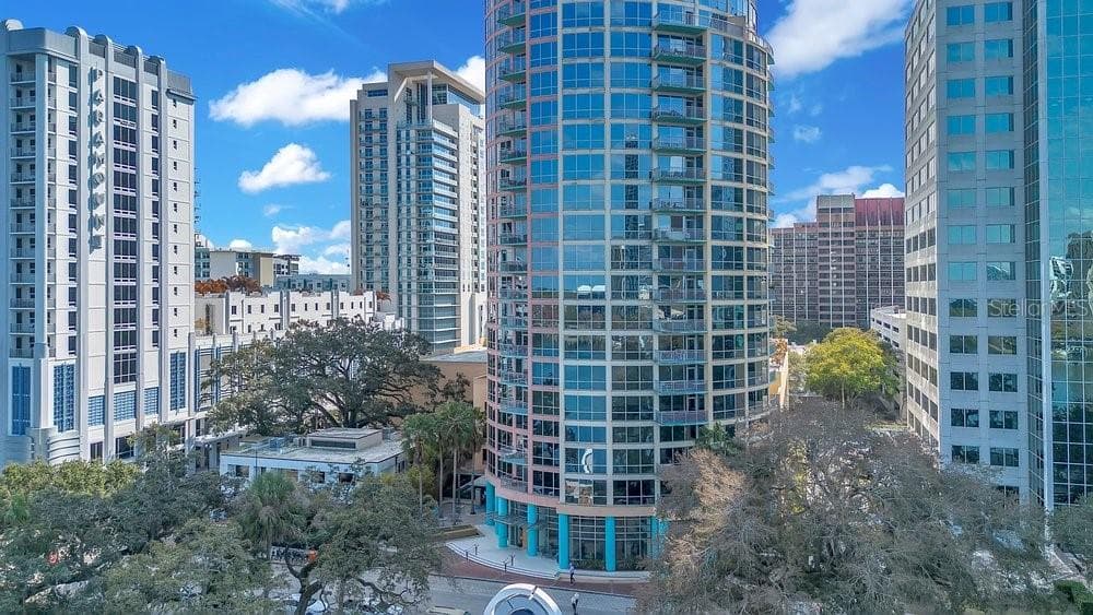 Condominium at 322 E CENTRAL BLVD #1005, ORLANDO, photo 46 of 54