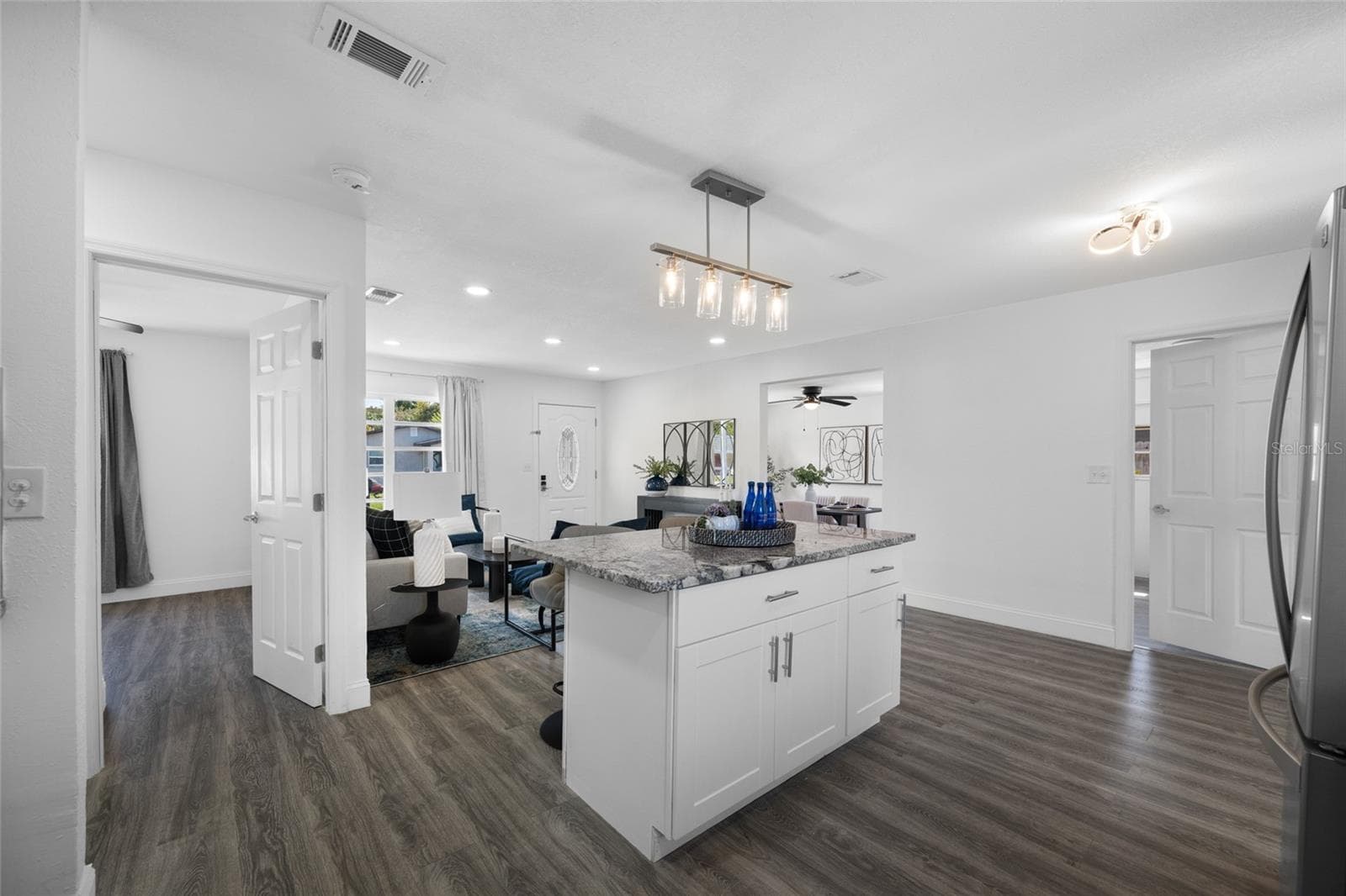 Kitchen - 4916 CARLYLE RD, TAMPA