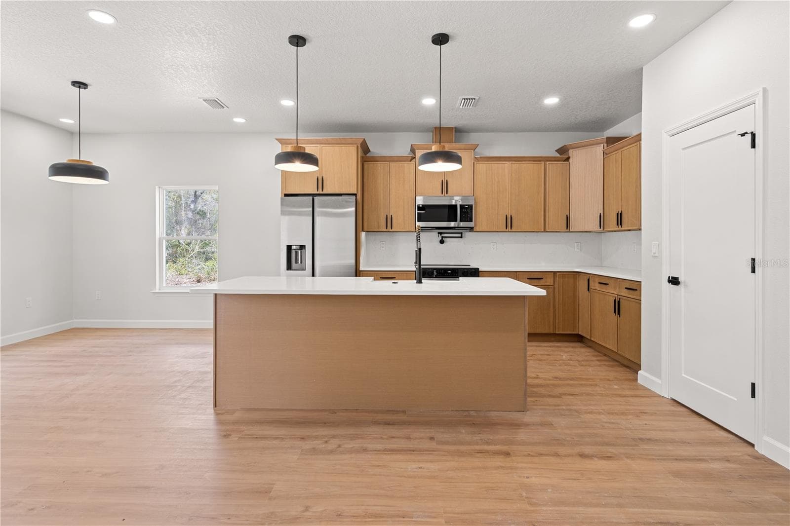 Single Family Residence at 11380 NW 92ND CT, CHIEFLAND, photo 12 of 36