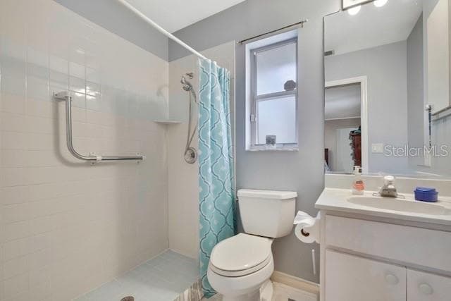 2nd Master Bath with walkin shower - 340 E SAVOY ST, LECANTO