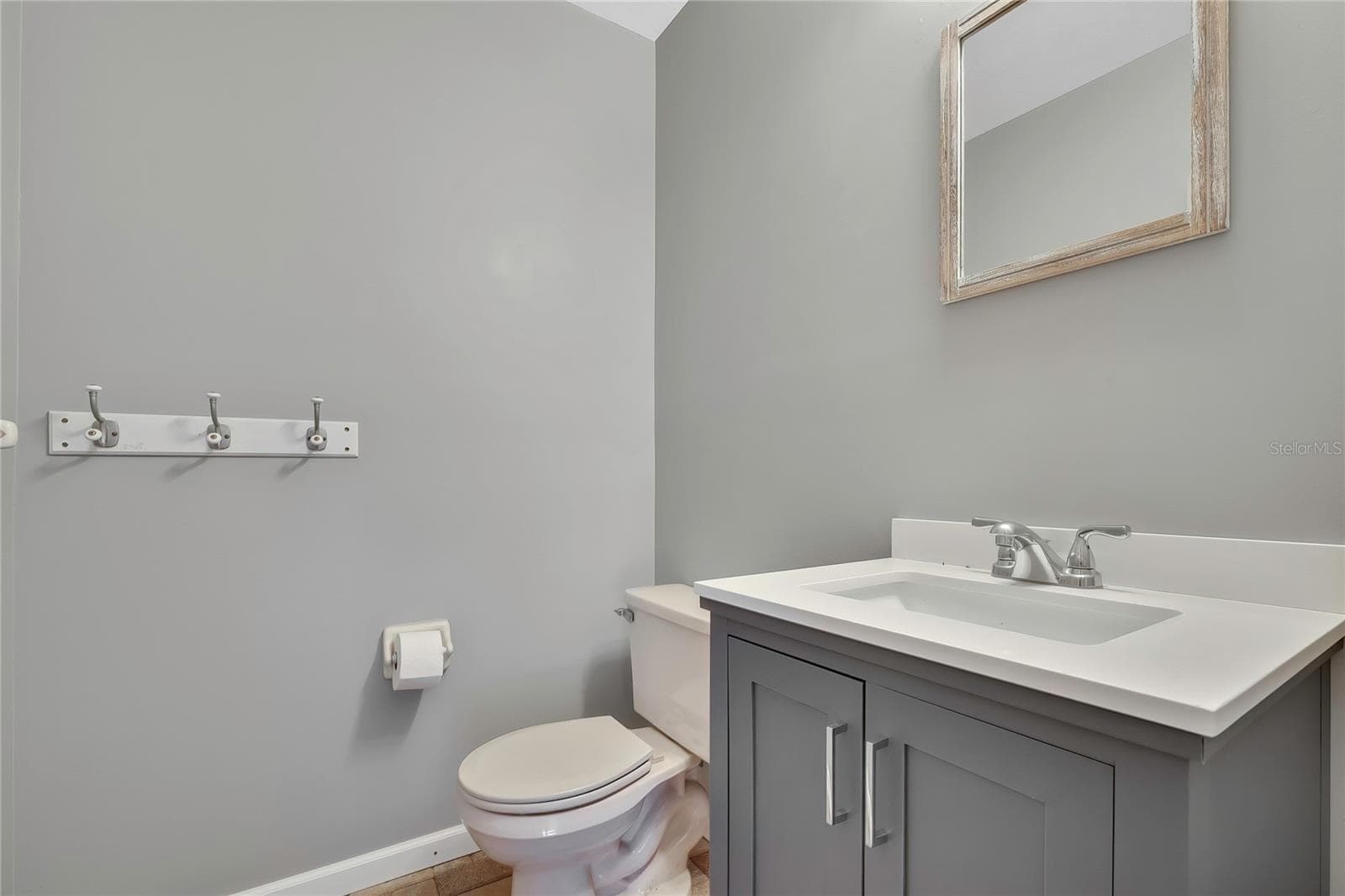 Pool bath 1/2 bath - 340 E SAVOY ST, LECANTO