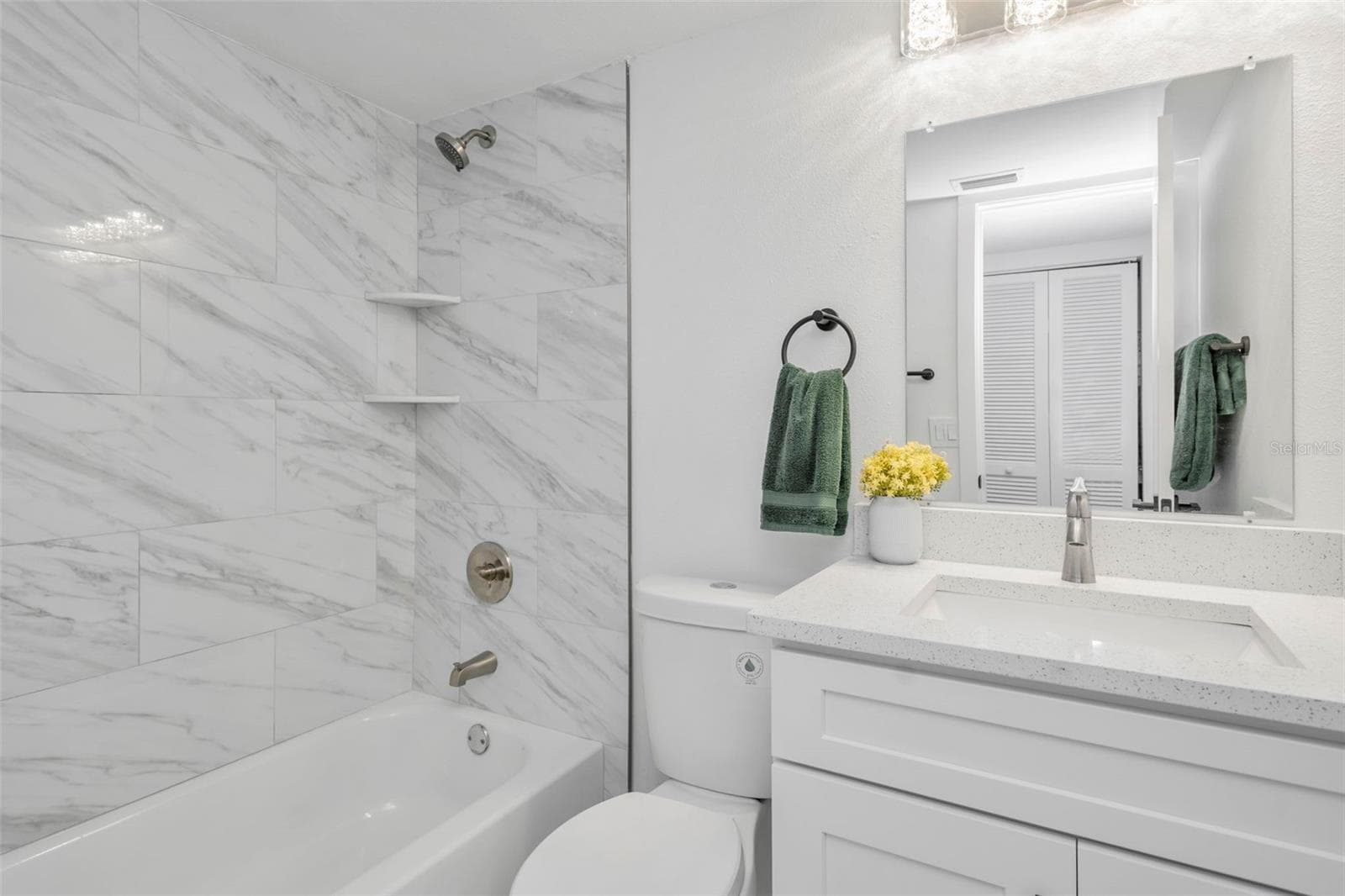 Secondary Bathoom - 4805 ALT 19 #311, PALM HARBOR
