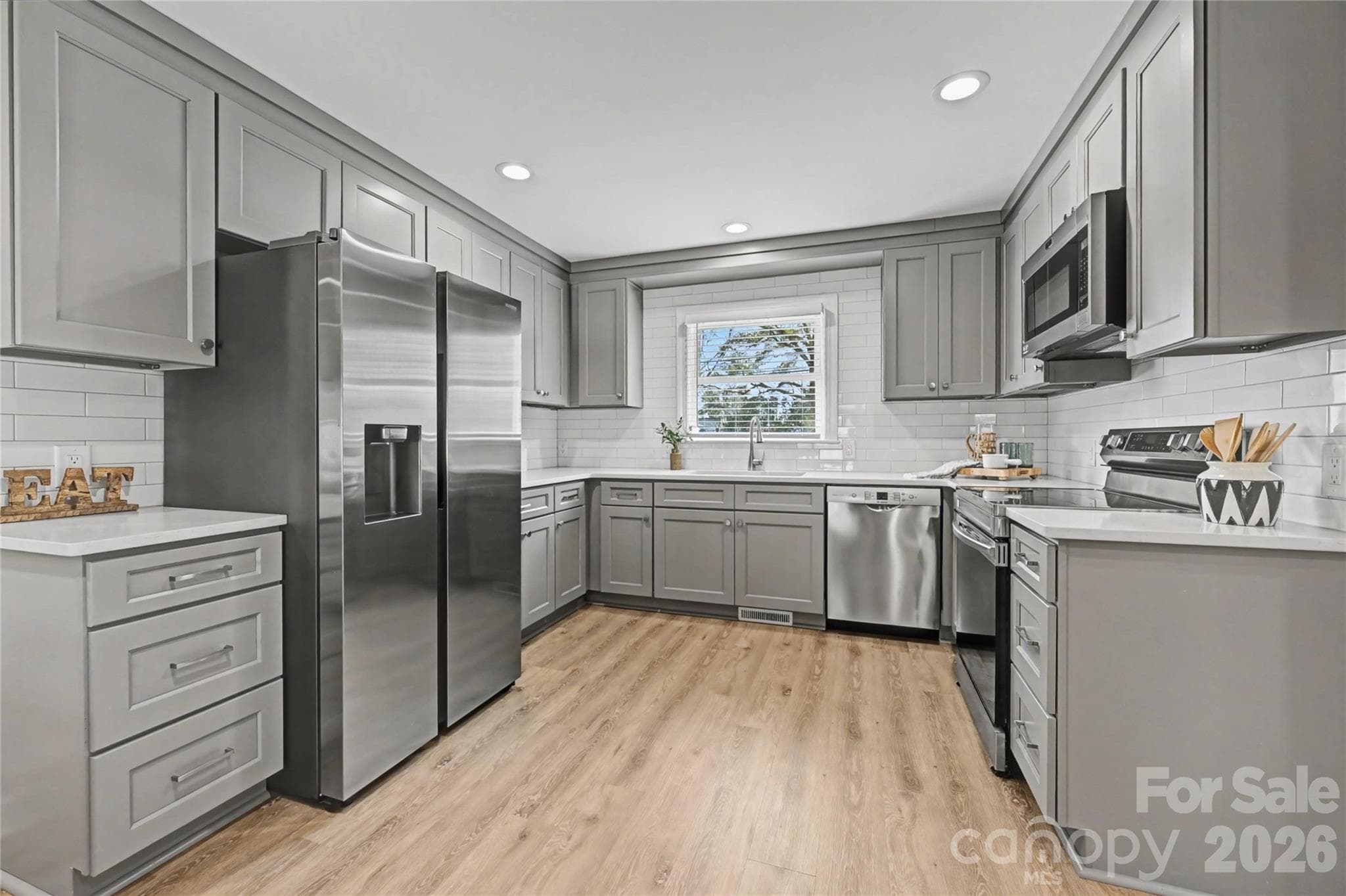Single Family Residence at Charlotte, photo 9 of 31