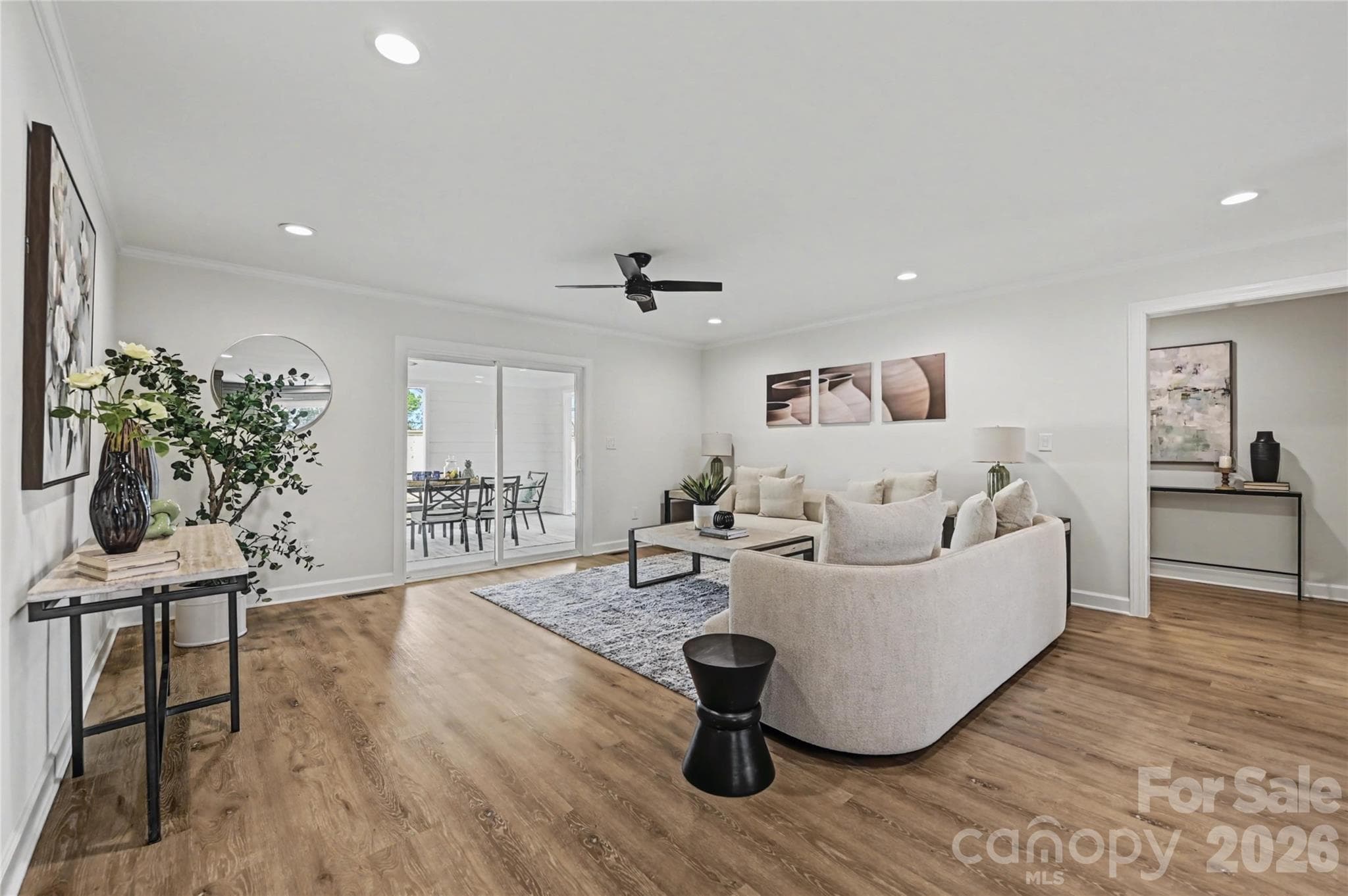 Single Family Residence at 815 Hartness Avenue, Charlotte, photo 11 of 28