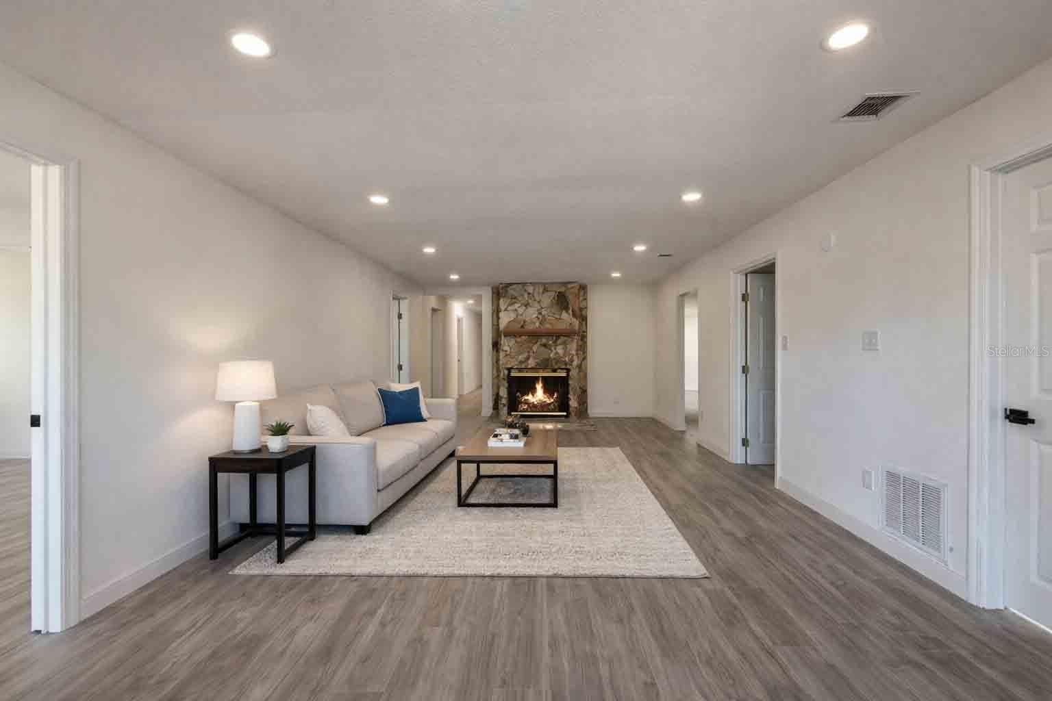 Single Family Residence at 502 NW CRYSTAL ST, CRYSTAL RIVER, photo 7 of 16