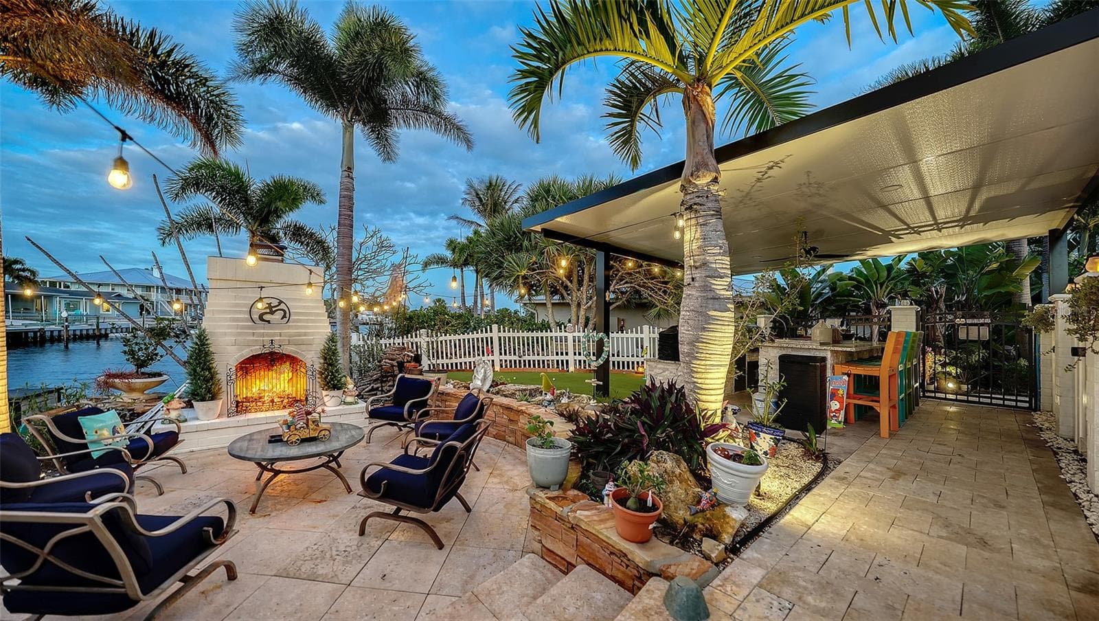 Single Family Residence at 10432 SPOONBILL RD W, BRADENTON, photo 10 of 57