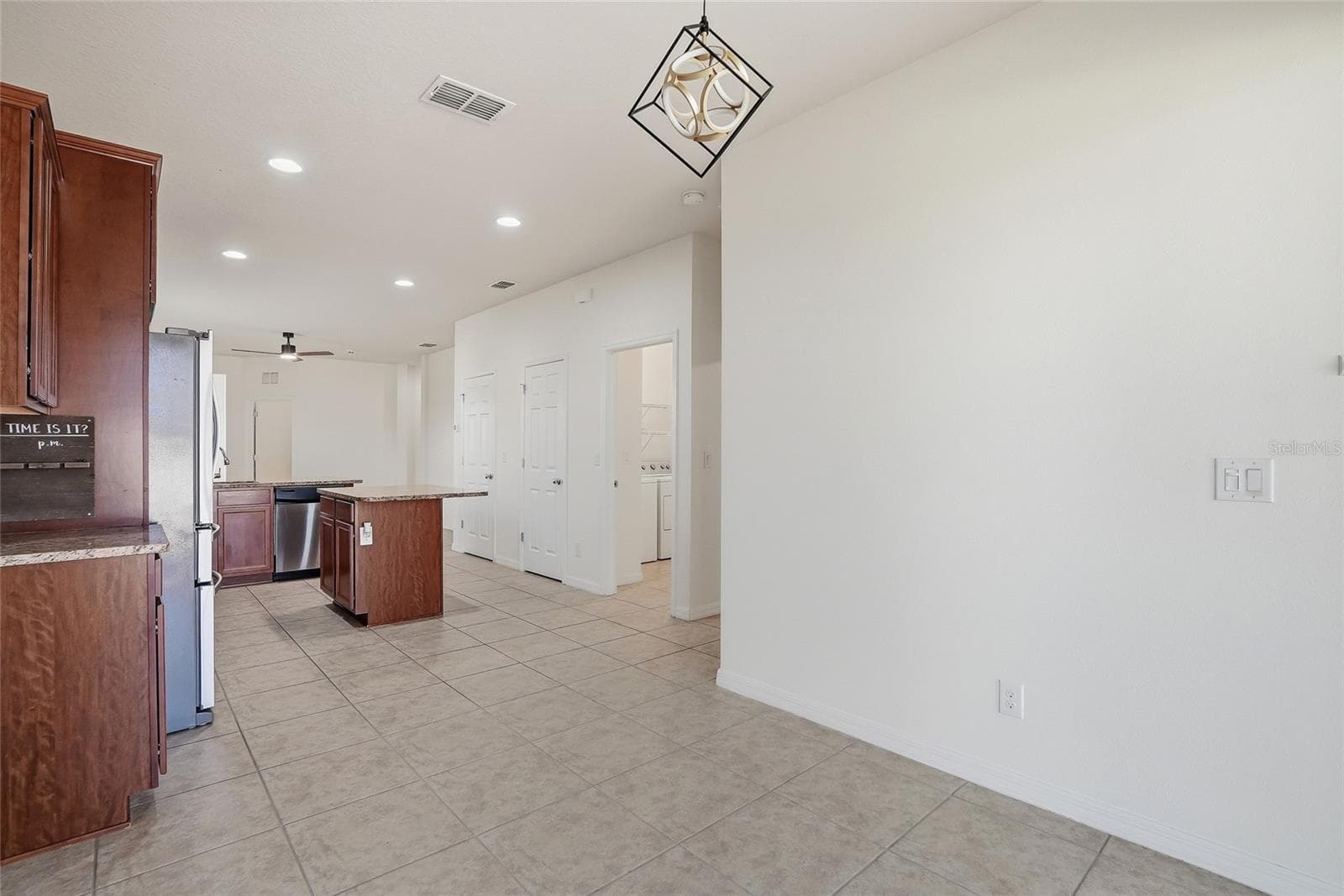 Single Family Residence at 1724 PASSAGE KEY LN, RUSKIN, photo 19 of 46