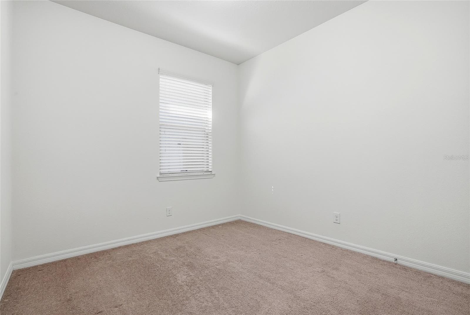Bed 2 - 1724 PASSAGE KEY LN, RUSKIN