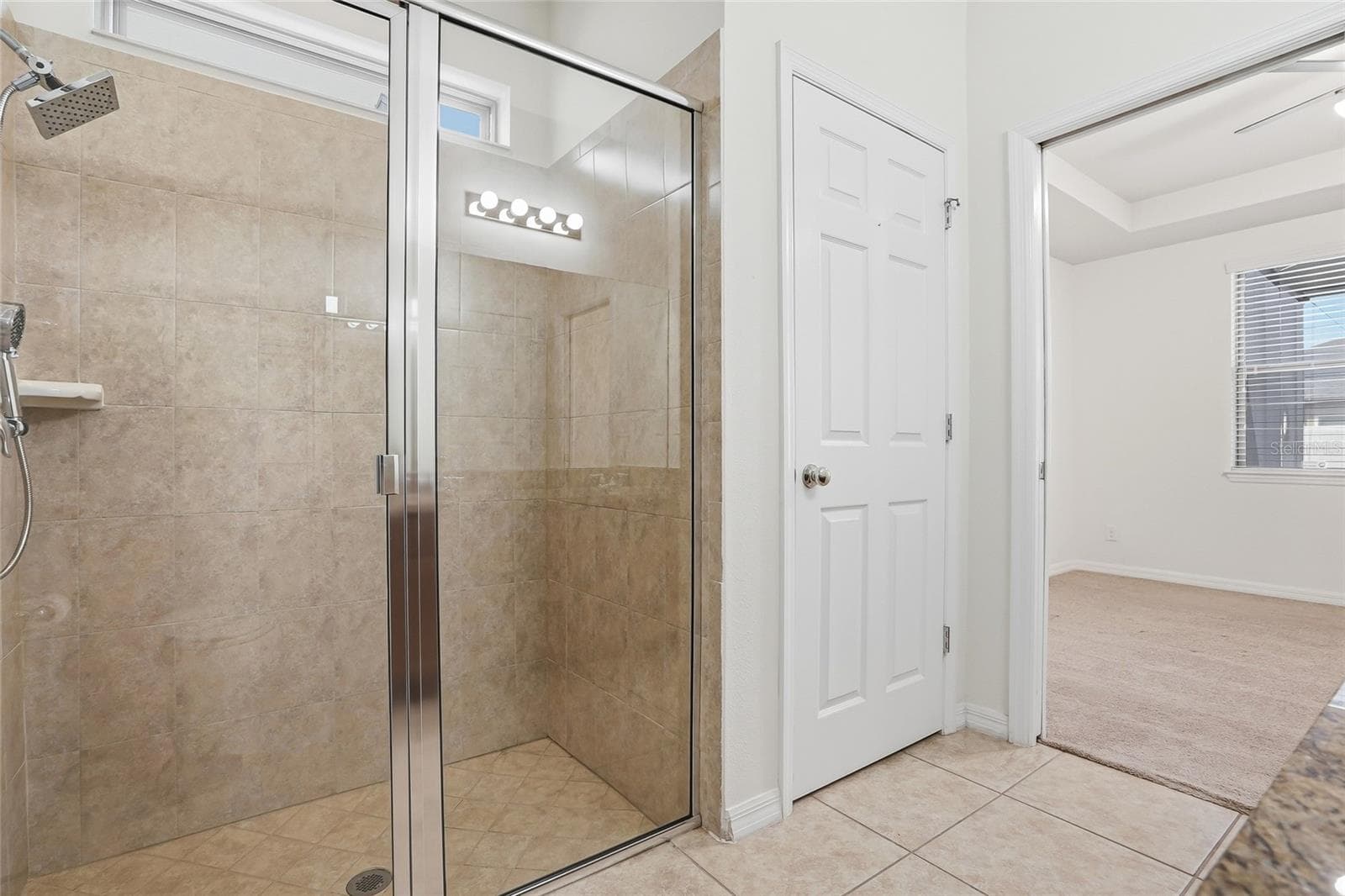 Master Ensuite - 1724 PASSAGE KEY LN, RUSKIN