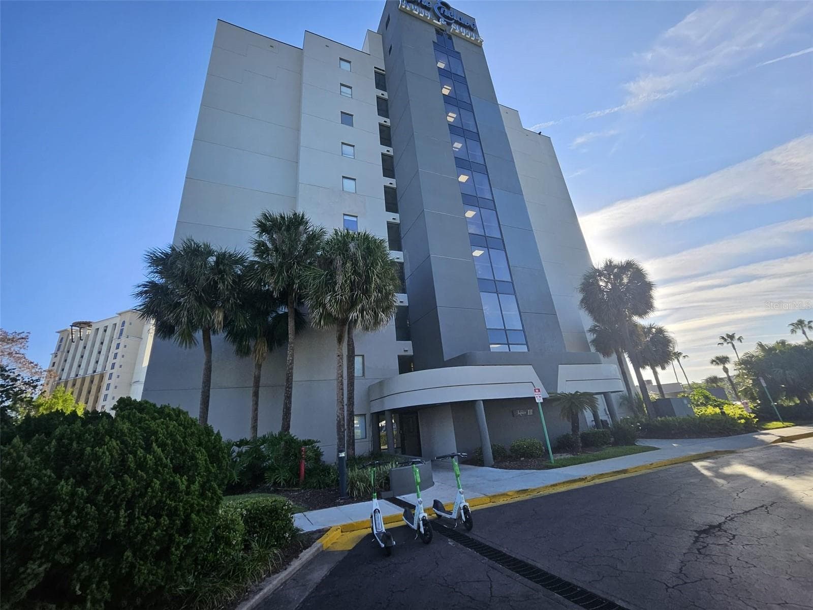 Condominium at 6165 CARRIER DR #3201, ORLANDO, photo 6 of 26