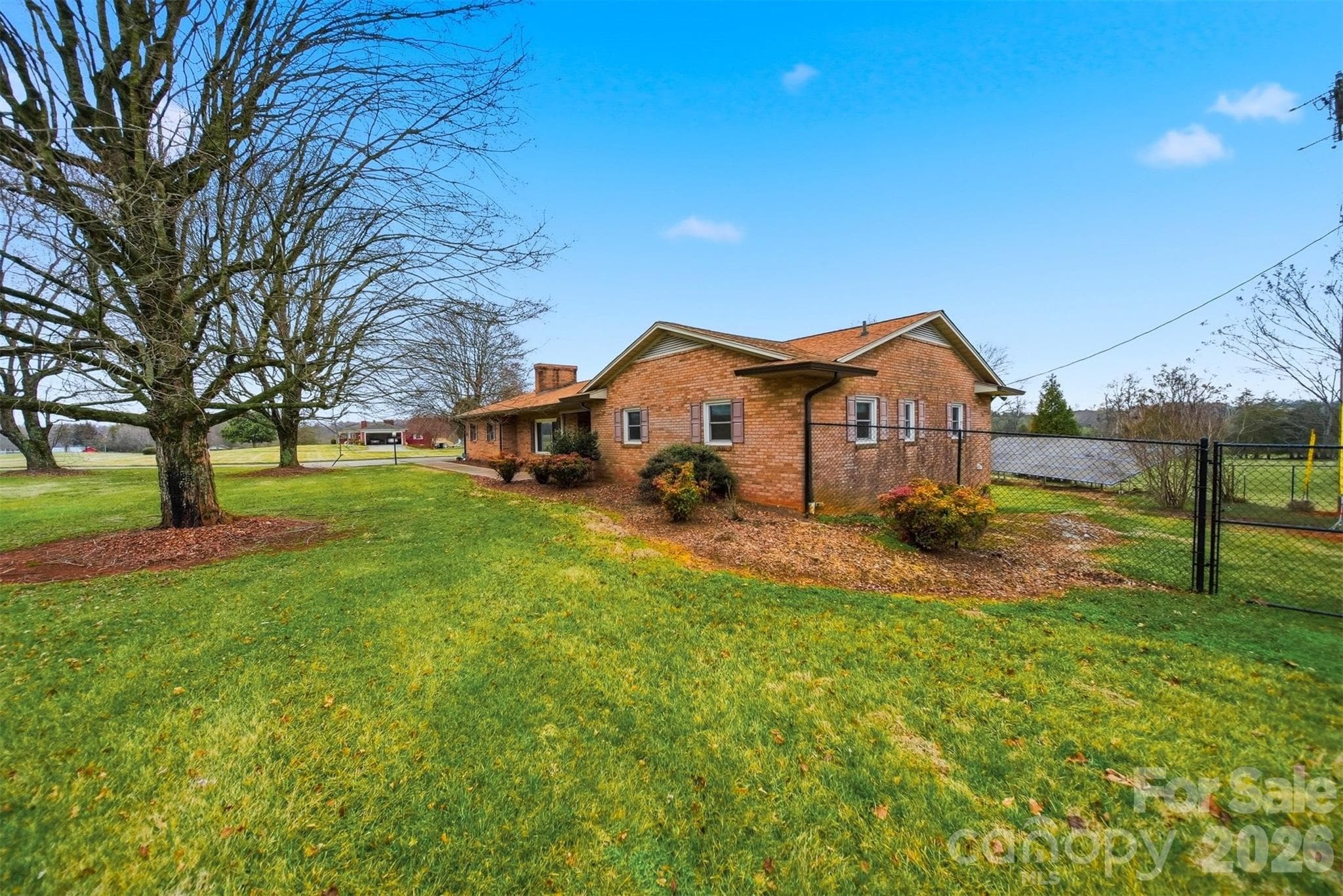 Single Family Residence at 776 Smith Farm Road, Stony Point, photo 2 of 39