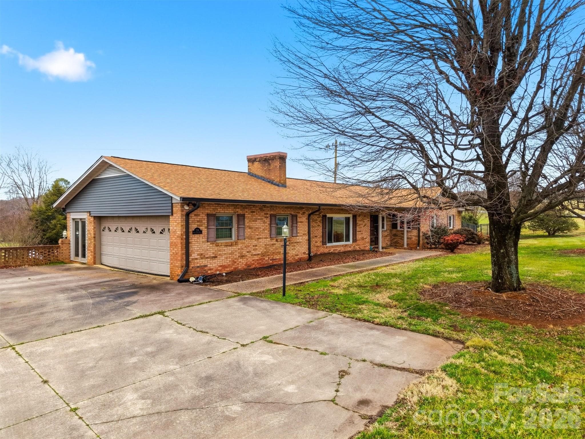 Single Family Residence at 776 Smith Farm Road, Stony Point, photo 3 of 39