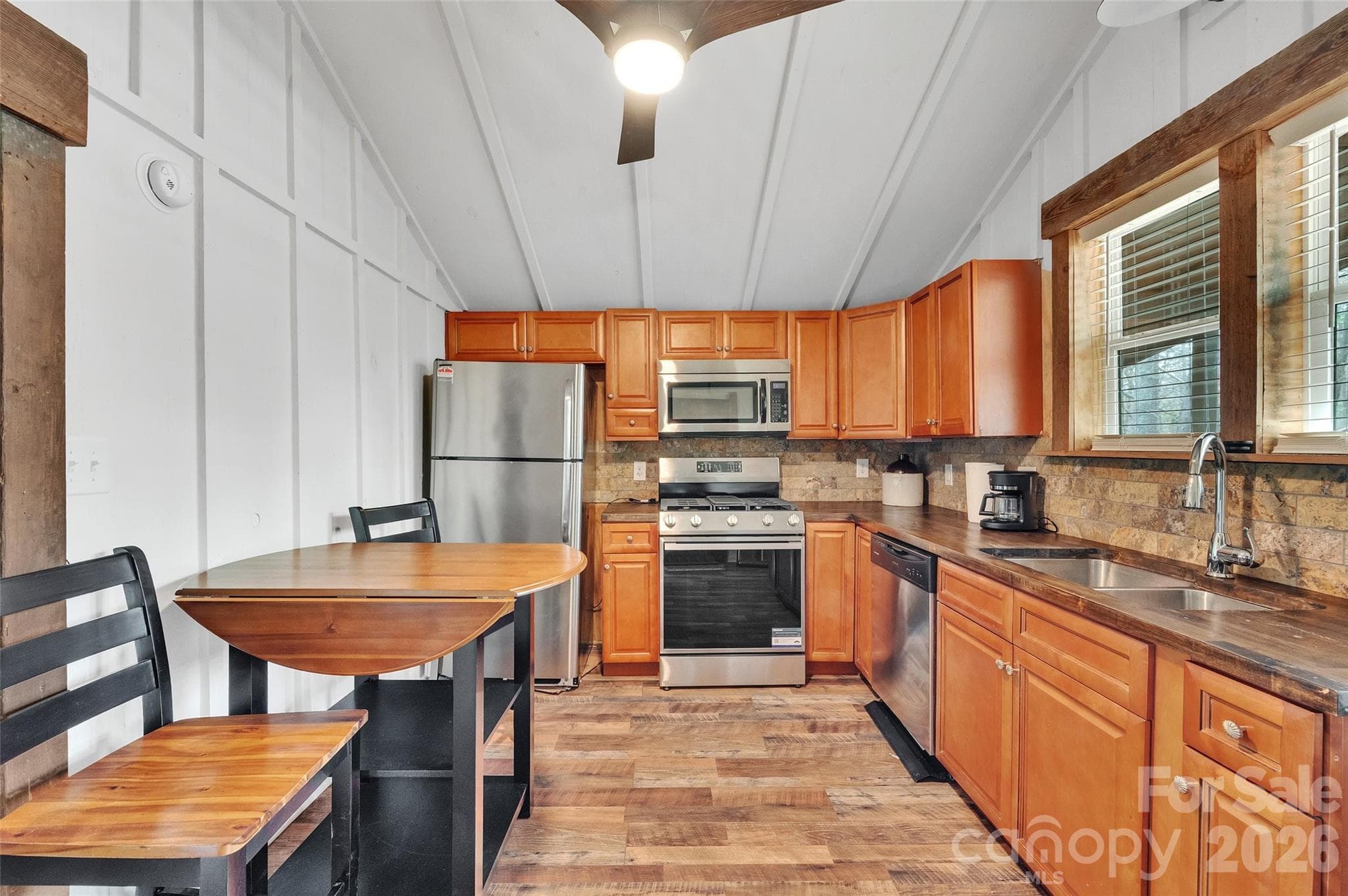 Single Family Residence at 179 Doves Way, Lake Lure, photo 19 of 23