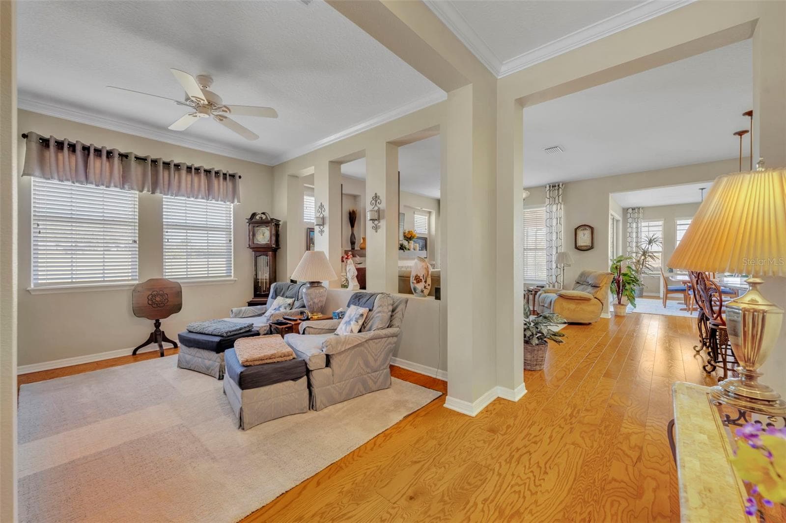 Single Family Residence at 334 SILVER MAPLE RD, GROVELAND, photo 7 of 57