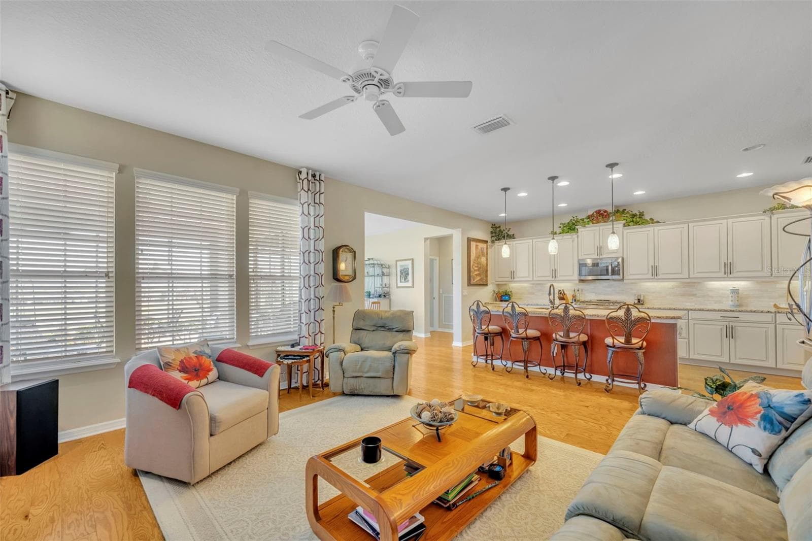 Single Family Residence at 334 SILVER MAPLE RD, GROVELAND, photo 24 of 57